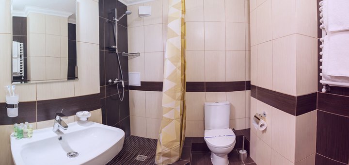https://cdn1.pokupon.ua/uploaded/new_campaign_pictures/525528/data/main720x340/graal-resort-standart-3.jpg?1541585228
