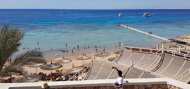 https://cdn1.pokupon.ua/uploaded/new_campaign_pictures/527251/data/main620x292/Reef-Oasis-Beach-Resort_21-min.jpg?1542188534
