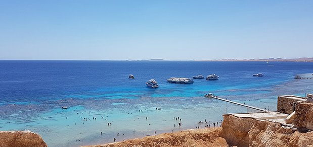 https://cdn1.pokupon.ua/uploaded/new_campaign_pictures/527252/data/main620x292/Reef-Oasis-Beach-Resort_13-min.jpg?1542188534