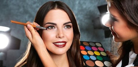 Скидка до 47% на макияж в студии красоты «NStudio»