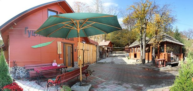 https://cdn1.pokupon.ua/uploaded/new_campaign_pictures/530577/data/main620x292/Gutsulska-grazhda-Vyzhenka_3.jpg?1542983092
