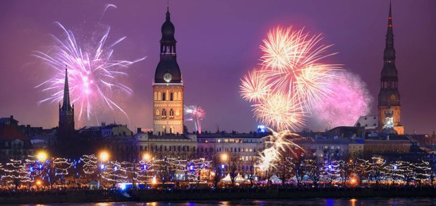 https://cdn1.pokupon.ua/uploaded/new_campaign_pictures/530769/data/main620x292/new-year-in-riga-1050x560.jpg?1543226574