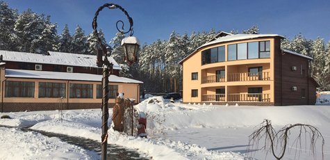 От 1 дня в комплексе «Чарівне Озеро» под Киевом