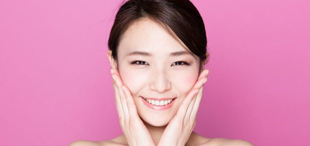 https://cdn1.pokupon.ua/uploaded/new_campaign_pictures/540606/data/main620x292/Cosmetics-and-luxury-brands-hike-up-prices-770x462.jpg?1545055398