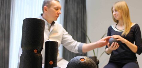 Безоперационное лечение суставов в «Sano Roller»
