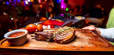 Скидка 50% на меню кухни, бар в «Люди. Casual Food