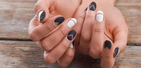 Маникюр,педикюр и покрытие гель-лаком в «Sher»