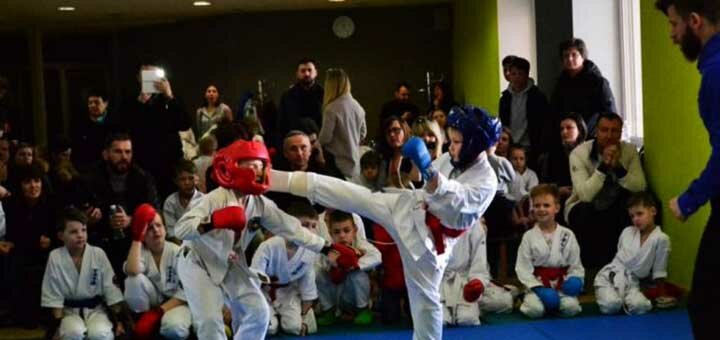 https://cdn1.pokupon.ua/uploaded/new_campaign_pictures/551258/data/main720x340/phoca_thumb_l_img_5.jpg?1548085446