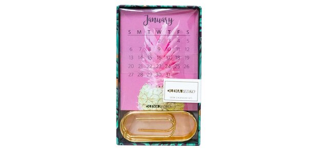 https://cdn1.pokupon.ua/uploaded/new_campaign_pictures/552152/data/main620x292/calendar_set_3-900x900.jpg?1548247080