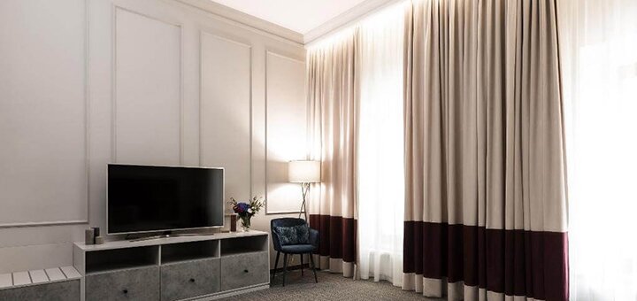 https://cdn1.pokupon.ua/uploaded/new_campaign_pictures/553425/data/main720x340/de_luxe_grand_rooms_in_odessa.jpg?1548662279