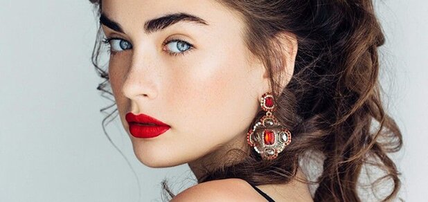 https://cdn1.pokupon.ua/uploaded/new_campaign_pictures/556988/data/main620x292/Vous-aimez-le-rouge-a-levres-mat-Vous-allez-adorer-ce-nouveau-produit-By-Terry-!.jpg?1550483693