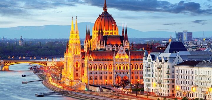 https://cdn1.pokupon.ua/uploaded/new_campaign_pictures/557444/data/main720x340/budapest.jpg?1549546102
