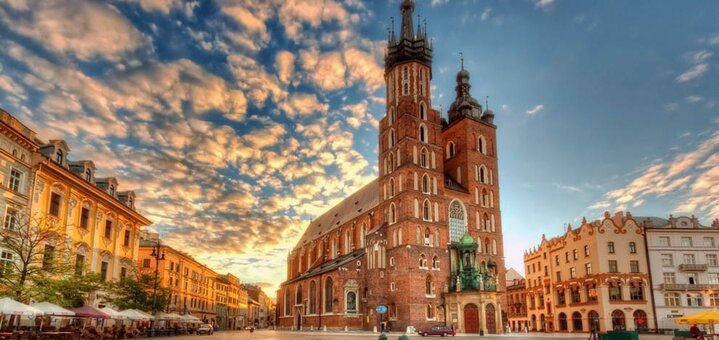https://cdn1.pokupon.ua/uploaded/new_campaign_pictures/557446/data/main720x340/Krakow2_Mary-Basilica-Krakow_21.jpg?1549546102