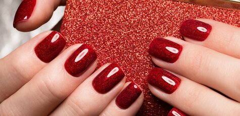 Маникюр с покрытием в «Beautiful Silk Nails»