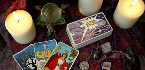 Online alignment on TAROT cards for work 