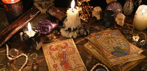 Natalia Orlova's negative Tarot card layout 