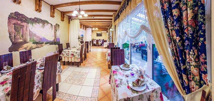https://cdn1.pokupon.ua/uploaded/new_campaign_pictures/589491/data/main720x340/00dvoryk-leva-pano-2016-08-%281%29.jpg?1558085519