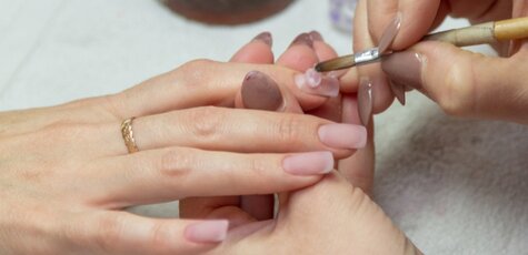 Скидка 5% на курс наращивания ногтей гелем