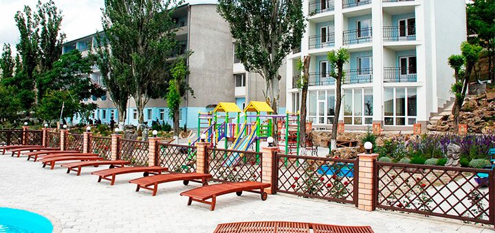 https://cdn1.pokupon.ua/uploaded/new_campaign_pictures/596652/data/main720x340/four-storeyed-building-320190606-13078-19fclgn20190606-10002-1mp9pmz.jpg?1559811739