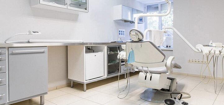 

Ультразвуковая и Air-Flow чистка в «DRT Clinic»