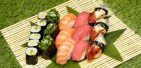 Скидка 40% на сет «Для двоих» в «Sushi N Rolls»