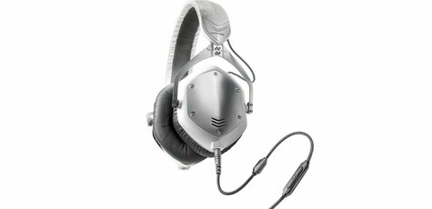 Скидка 7% на DJ-наушники V-Moda от «Intermuzika»