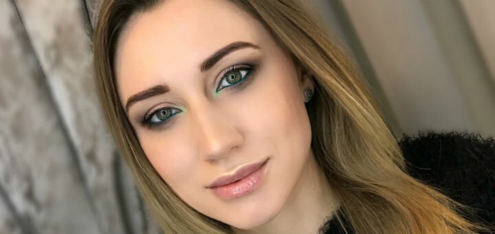 

Макияж и укладка от визажиста Алены Лавли