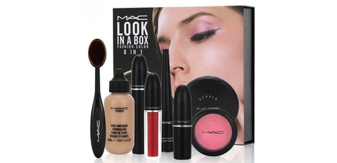 Скидка 39% на набор косметики Mac look 8 в 1 