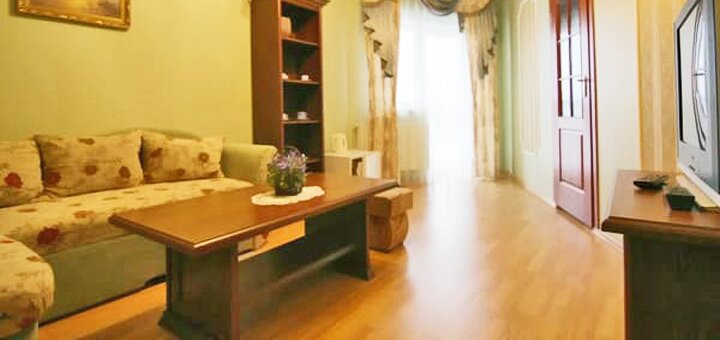 https://cdn1.pokupon.ua/uploaded/new_campaign_pictures/613362/data/main720x340/Otel-Mozola-nomer-Lyuks-cena-198439z600.jpg?1564051745