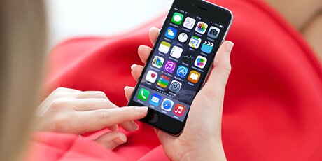 Заміна шлейфа роз’єму зарядки iPhone у «HOT-CASE»