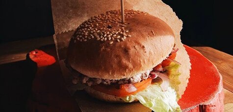Скидка 40% на все меню кухни, бургеры, WOK и бар