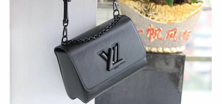 https://cdn1.pokupon.ua/uploaded/new_campaign_pictures/615633/data/main720x340/%D0%A1%D1%83%D0%BC%D0%BA%D0%B0_Twist_MM_Louis_Vuitton.jpeg?1564733296