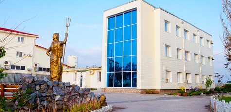 От 3 дней в сентябре на базе «Лоцман» в Бердянске