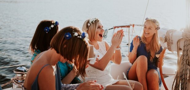 https://cdn1.pokupon.ua/uploaded/new_campaign_pictures/617989/data/main620x292/%D0%94%D0%B5%D0%B2%D0%B8%D1%87%D0%BD%D0%B8%D0%BA_%D0%BD%D0%B0_%D1%8F%D1%85%D1%82%D0%B5_%D0%BE%D1%82_%D0%AF%D1%85%D1%82%D1%84%D0%B0%D0%BD_%282%29.jpg?1565337204