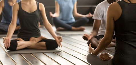 4 занятия йогой в студии «FitnessWell»