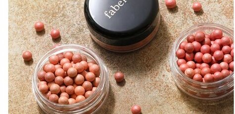 Скидка 40% на любую пудру или румяна от «Faberlic»