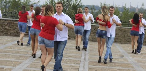 Скидка до 55% на занятия танцами