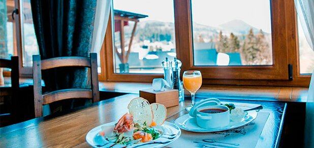 https://cdn1.pokupon.ua/uploaded/new_campaign_pictures/625137/data/main620x292/restaurant-3.jpg?1567686610