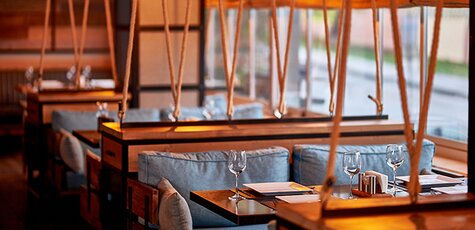 Negi Maki, Salmon Yaki с салатом и напитком в рыбн
