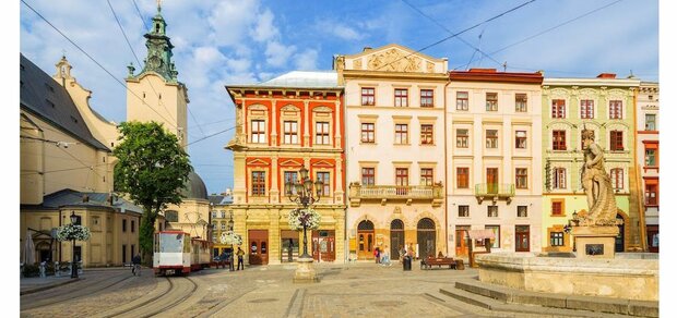 https://cdn1.pokupon.ua/uploaded/new_campaign_pictures/626476/data/main620x292/lviv-ukraine.jpg?1568188974