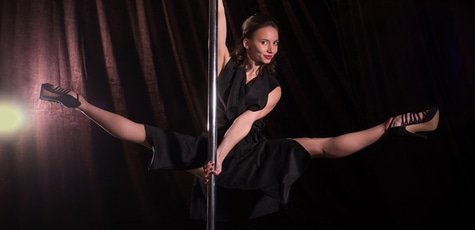 Занятия на пилоне в студии "Just Pole Dance"!