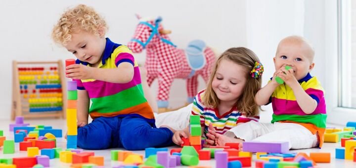 https://cdn1.pokupon.ua/uploaded/new_campaign_pictures/629138/data/main720x340/Toys_Three_3_Little_girls_Boys_Infants_515324_1280x853-1050x700.jpg?1568968271
