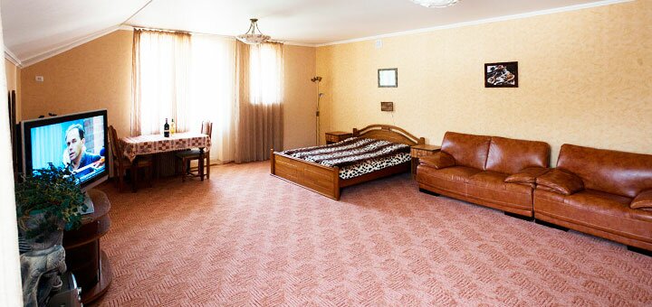 https://cdn1.pokupon.ua/uploaded/new_campaign_pictures/633379/data/main720x340/edelweiss-hotel.com20191002-23392-nezuzf.jpg?1570028323
