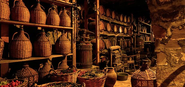 https://cdn1.pokupon.ua/uploaded/new_campaign_pictures/637336/data/main620x292/shutterstock_1033895245.jpg?1571318805