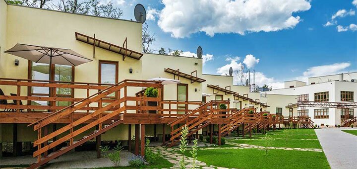 https://cdn1.pokupon.ua/uploaded/new_campaign_pictures/640479/data/main720x340/slide-deluxe-01.jpg?1572340430