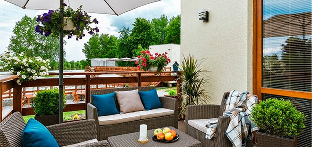 https://cdn1.pokupon.ua/uploaded/new_campaign_pictures/640514/data/main620x292/slide-luxe-01.jpg?1572340431