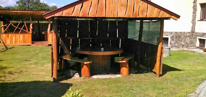 https://cdn1.pokupon.ua/uploaded/new_campaign_pictures/640972/data/main720x340/Hotel-Zatyshok-photos-Exterior-Hotel-Zatyshok-%282%29.jpg?1572438076