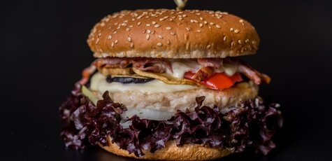 Скидка 40% на меню от службы доставки «Flash Food»