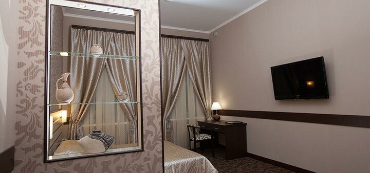 Акція на Від 2 днів в готелі «Classic Hotel» в Харкові від Pokupon - 5