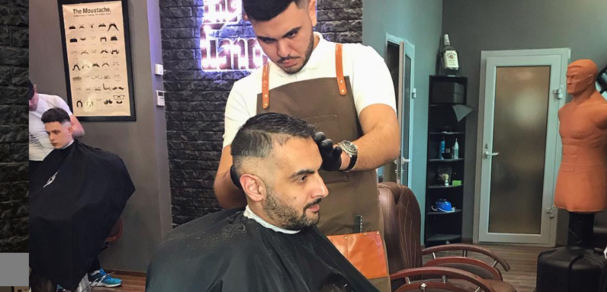 https://cdn1.pokupon.ua/uploaded/new_campaign_pictures/644569/data/main620x292/%F0%9F%92%88TheGangster_Barbershop%F0%9F%92%88_%28_thegangster_barbershop%29_%E2%80%A2_%D0%A1%D0%B2%D1%96%D1%82%D0%BB%D0%B8%D0%BD%D0%B8_%D1%82%D0%B0_%D0%B2%D1%96%D0%B4%D0%B5%D0%BE_%D0%B2_Instagram_-_Google_Chrome_2019-11-12_09.38.21.png?1573545471